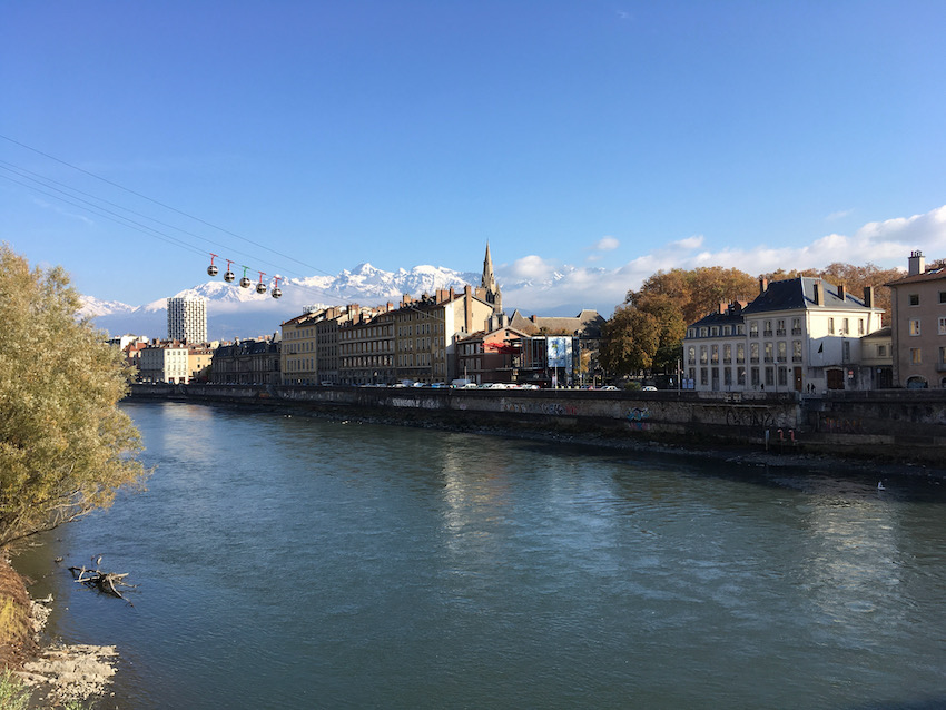 Grenoble_Isere_river_1.jpeg
